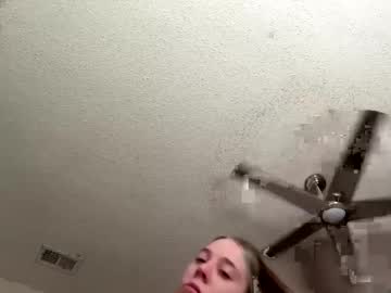 Snowflakebabyyy Chaturbate stream image from March 12, 2025