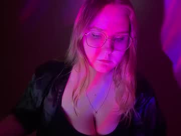 Ruthortega Chaturbate stream image from March 12, 2025