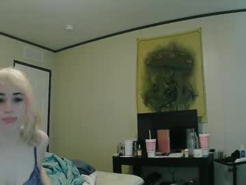 Xxechoo Chaturbate stream image from March 12, 2025