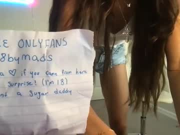 Brunetteb8by Chaturbate stream image from March 12, 2025