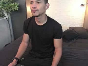 Dereck_Myers Chaturbate stream image from March 12, 2025