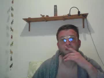 Larges69 Chaturbate stream image from March 12, 2025