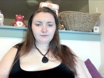 Lunarnebula Chaturbate stream image from March 13, 2025