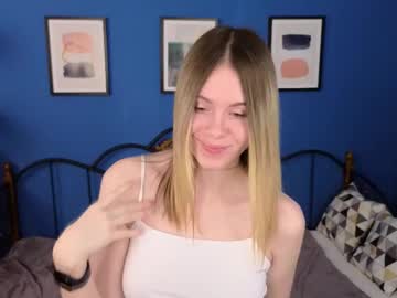 Anna_Lockwoood Chaturbate stream image from March 13, 2025
