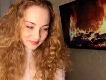 Coventinacoyner Chaturbate stream image from March 13, 2025
