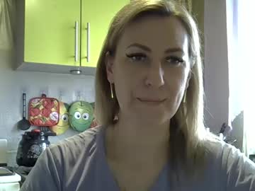 Ashleyxhoney Chaturbate stream image from March 13, 2025