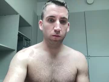 Izylduur Chaturbate stream image from March 13, 2025