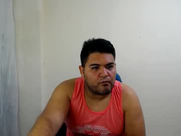 Zeusdedios Chaturbate stream image from March 13, 2025