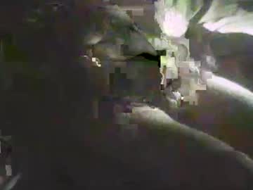 Ari2218 Chaturbate stream image from March 13, 2025