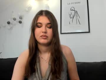 Zara_Rossee Chaturbate stream image from March 13, 2025