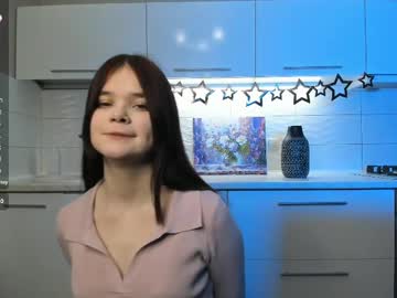 Helloweenkitty Chaturbate stream image from March 13, 2025