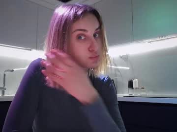 Lolamuur Chaturbate stream image from March 13, 2025