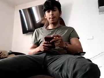 Milky_Nate Chaturbate stream image from March 13, 2025