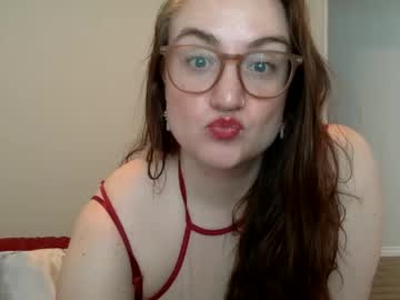 Facetiouspixie Chaturbate stream image from March 13, 2025