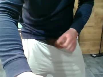 Niesmialy9090 Chaturbate stream image from March 13, 2025