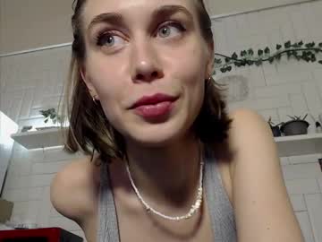Joly_Sweet Chaturbate stream image from March 13, 2025