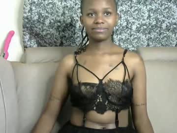 Coco_Valentino Chaturbate stream image from March 13, 2025