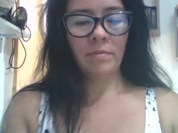Caroline_46 Chaturbate stream image from March 13, 2025