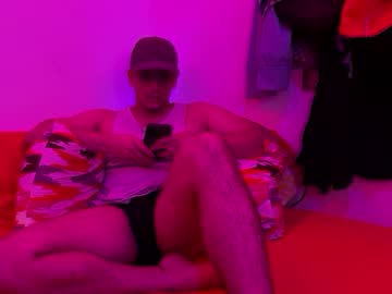 Chichoinhibido Chaturbate stream image from March 13, 2025
