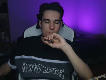 Kanyeminaj Chaturbate stream image from March 13, 2025