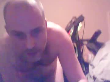 Ruwatching_Me Chaturbate stream image from March 13, 2025