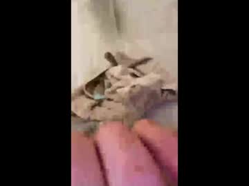 Kalvingross Chaturbate stream image from March 14, 2025