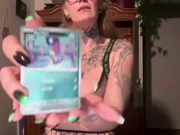 Cannabitchcam Chaturbate stream image from March 14, 2025