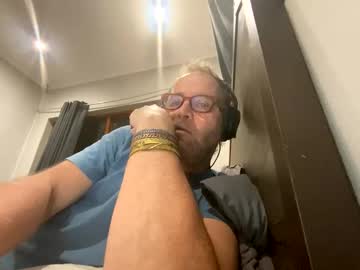 Checkyitout Chaturbate stream image from March 14, 2025