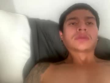 Papigee187 Chaturbate stream image from March 14, 2025
