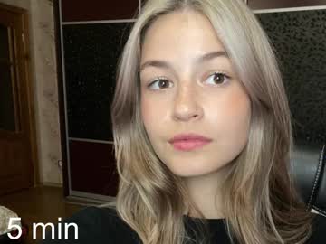 Sophiedavisss Chaturbate stream image from March 14, 2025