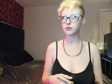 Dreagentry Chaturbate stream image from March 14, 2025