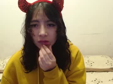 Konnyandpaul20 Chaturbate stream image from March 14, 2025