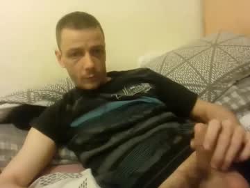 Bigbeutifulld Chaturbate stream image from March 14, 2025
