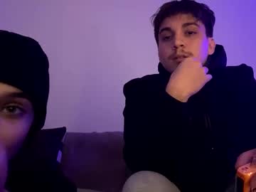 Keyshub Chaturbate stream image from March 14, 2025