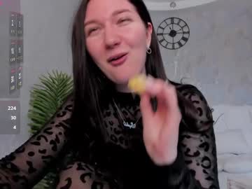 Babyisperfect Chaturbate stream image from March 14, 2025