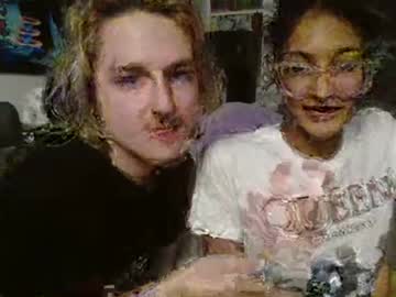 Chillzwithme Chaturbate stream image from March 14, 2025