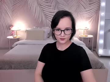 Stellawills Chaturbate stream image from March 14, 2025