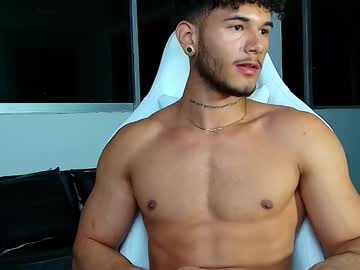 Pertty_Ken_Boy Chaturbate stream image from March 14, 2025
