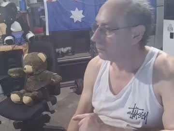 Kimintheshed Chaturbate stream image from March 14, 2025