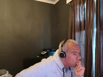Mrrightbel Chaturbate stream image from March 14, 2025