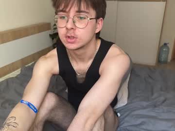 Pixelprowlerr Chaturbate stream image from March 14, 2025