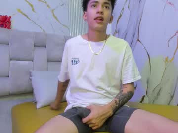 Lukeper_Bigcum Chaturbate stream image from March 14, 2025