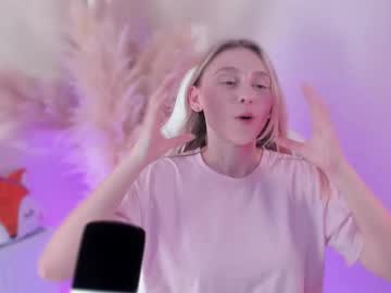 Alexa_Osb Chaturbate stream image from March 14, 2025