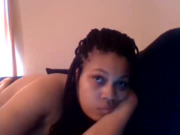 Redbonelolaxxx Chaturbate stream image from March 14, 2025