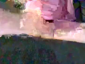 Cwaddle Chaturbate stream image from March 14, 2025