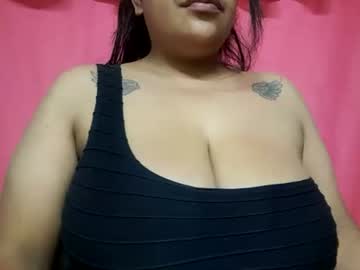 Coornybee_1 Chaturbate stream image from March 14, 2025