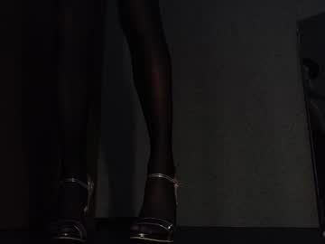 Ilikemylegs Chaturbate stream image from March 14, 2025