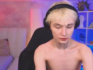 Nil_Dark Chaturbate stream image from March 14, 2025