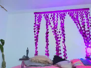 Alana_111 Chaturbate stream image from March 14, 2025