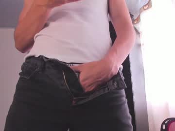 Mastrangelo_X Chaturbate stream image from March 14, 2025